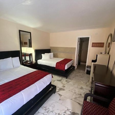 شاطئ ميرتل Sea Banks Motor Inn المظهر الخارجي الصورة