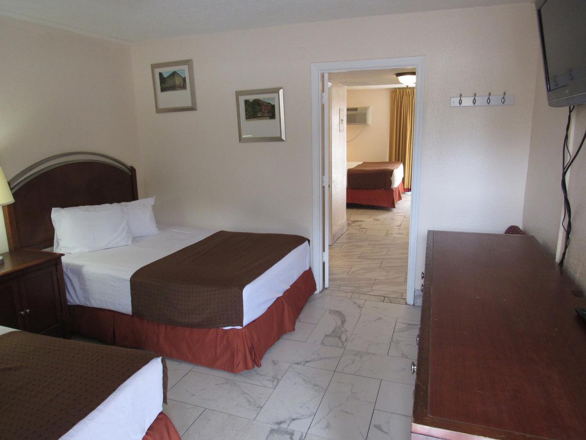 شاطئ ميرتل Sea Banks Motor Inn المظهر الخارجي الصورة